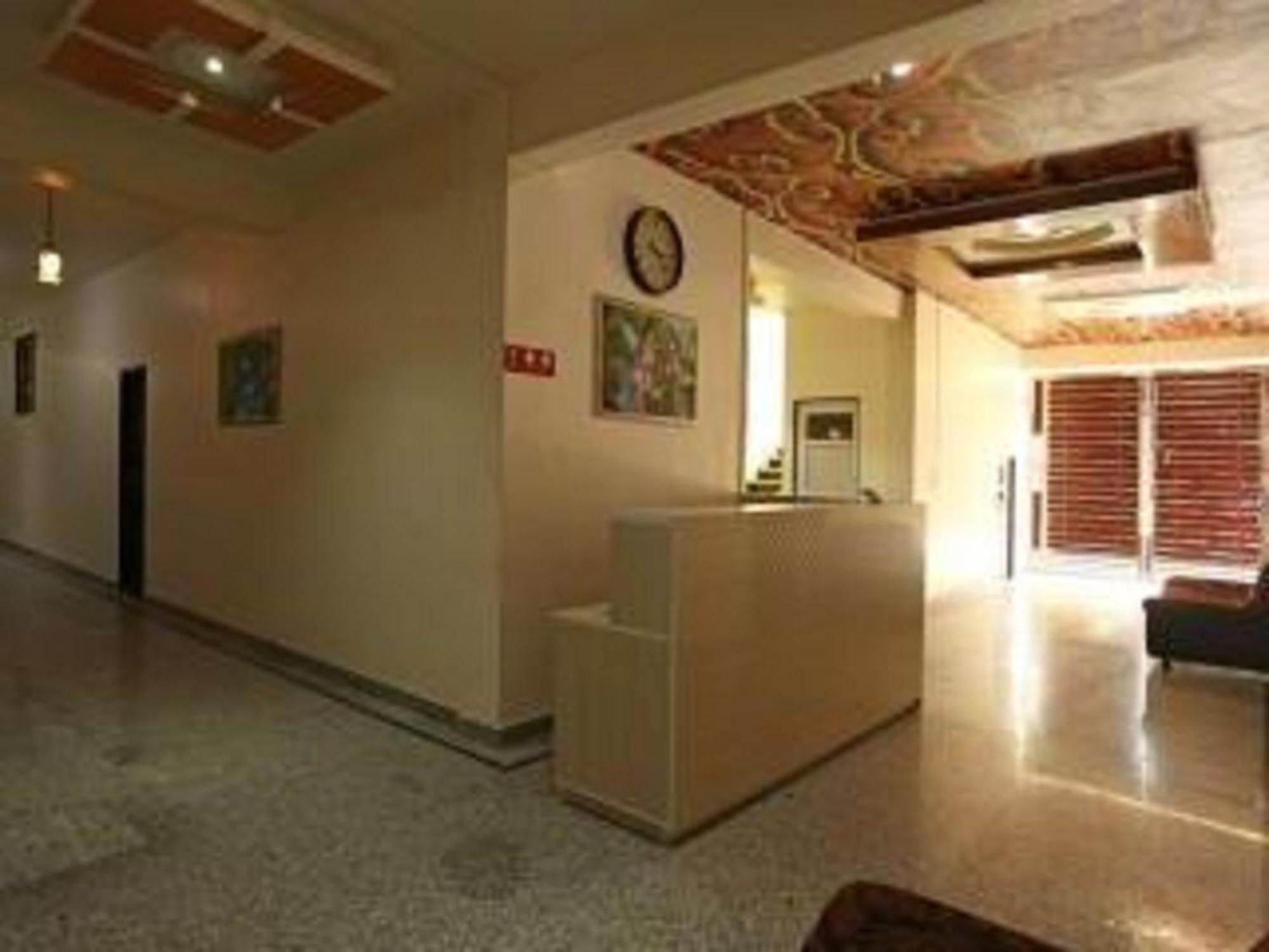 Hotel Anamsa Residency Vrindāvan Exterior foto