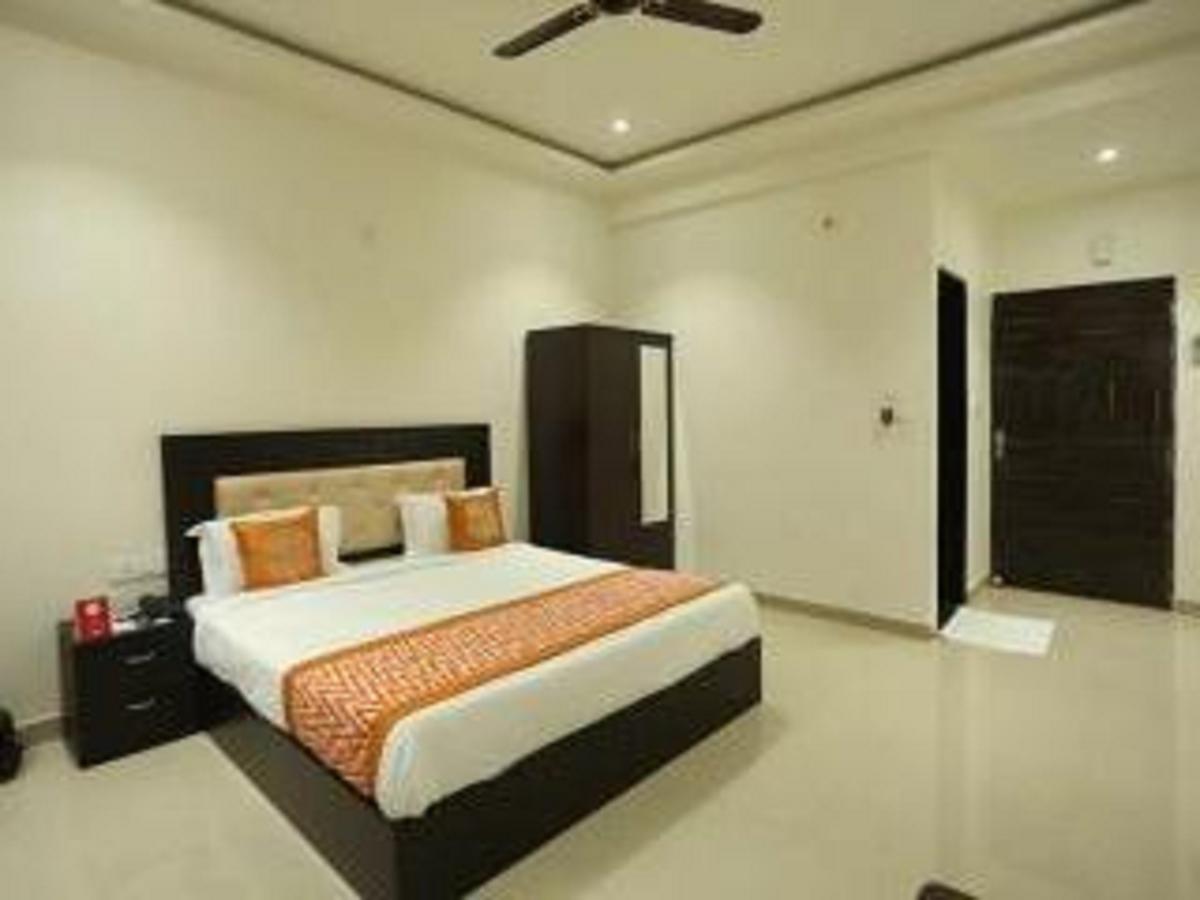 Hotel Anamsa Residency Vrindāvan Exterior foto