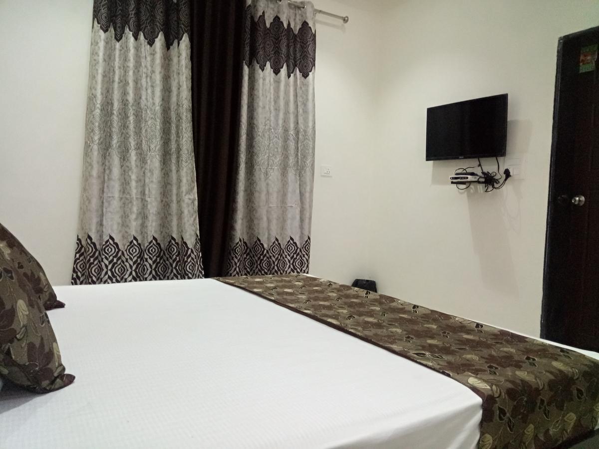 Hotel Anamsa Residency Vrindāvan Exterior foto